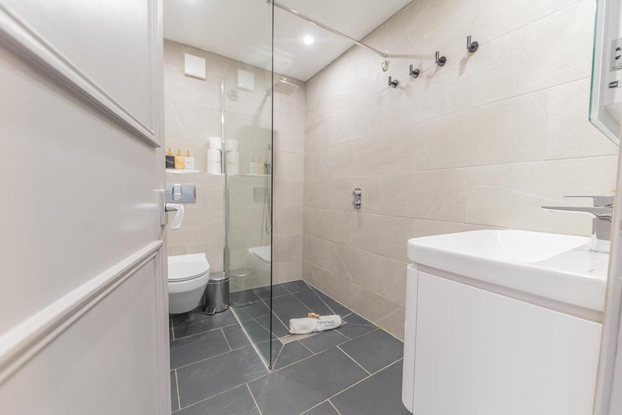 Ambleside Rooms & Suites - Stylish Stays With Breathtaking Views - Stay Longer, Save More Bagian luar foto