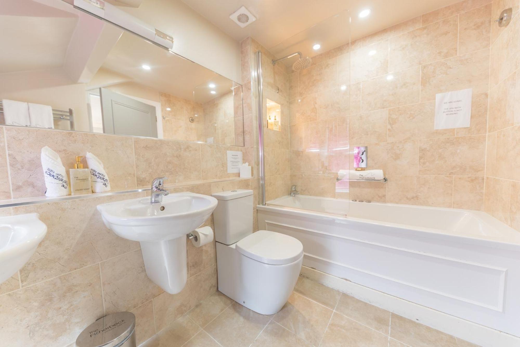 Ambleside Rooms & Suites - Stylish Stays With Breathtaking Views - Stay Longer, Save More Bagian luar foto